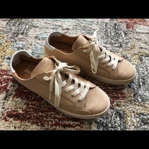 ibiza classic leather sneaker